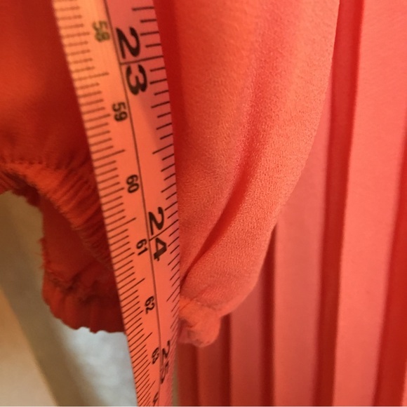 Pretty Garden Orange/salmon color V neck pleated dress Medium - Picture 7 of 9